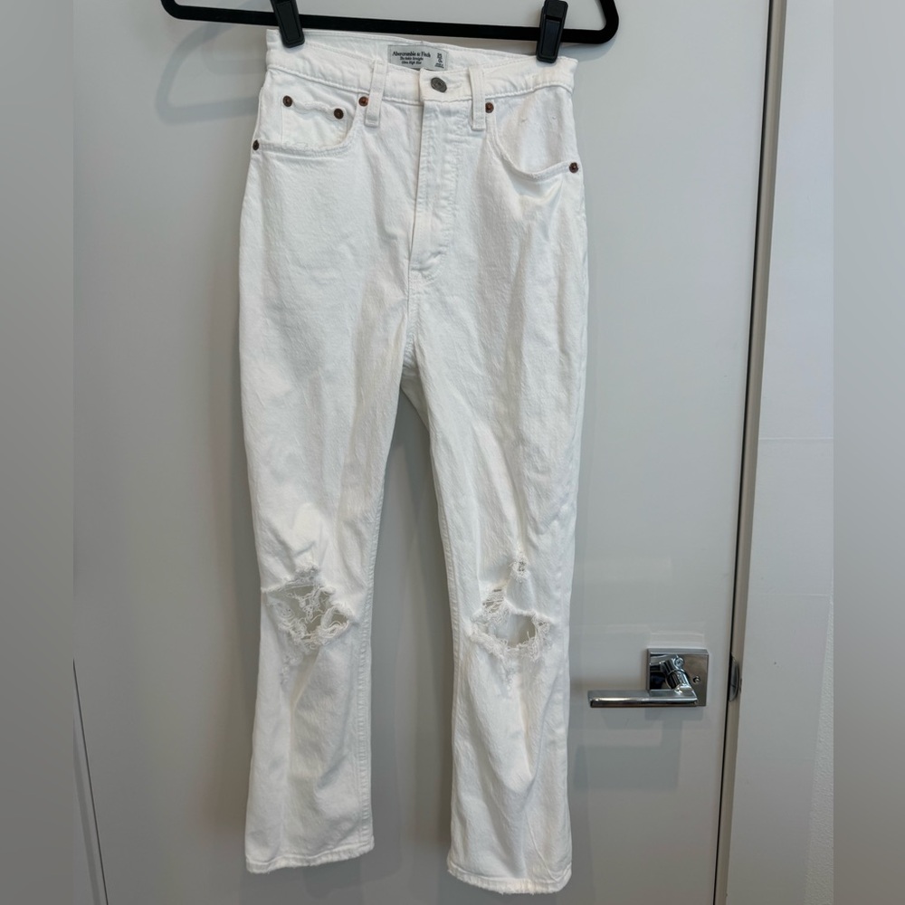 Abercrombie & Fitch White Women’s Straight Jeans